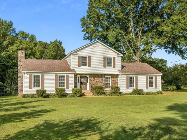 145 woodbridge cv