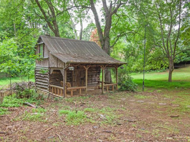 145 Winesap Drive