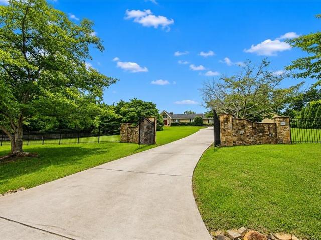 1464 Lakeview Road