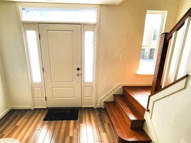1466 Trafalgar Lane