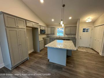 1467 Superior Drive # 18