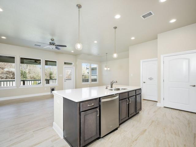 14681 Main Street, Lytle, US, TX
