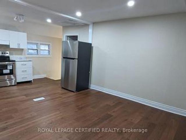 1468 Dundas Crescent, Mississauga, ON, L5C 1E9 house for lease | Listing ID W13706 | Royal LePage