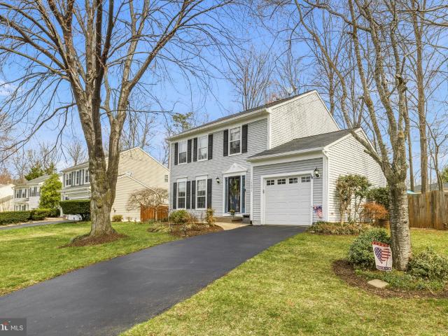 14693 Stratford Dr, Woodbridge, VA 22193 | MLS #VAPW2112 | Compass