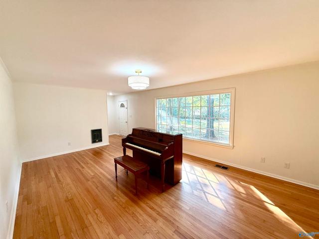 1469 Bob Jones Road