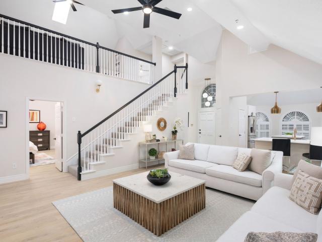 14604 Hemingway Court, Addison, US, TX