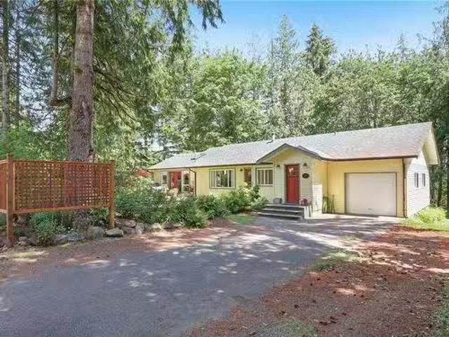 1460 Carron Rd, Courtenay, BC, V9N 9K5 house for sale Listi.