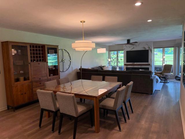 1460 S Park Unit #101 Boulevard