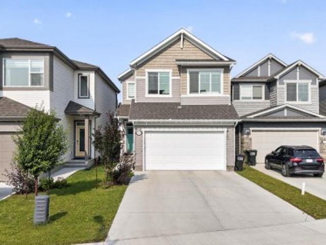 1461 Goodspeed Lane Nw, Edmonton, AB, T5T 0W2 house for sale | Listing ID E4500 | Royal LePage