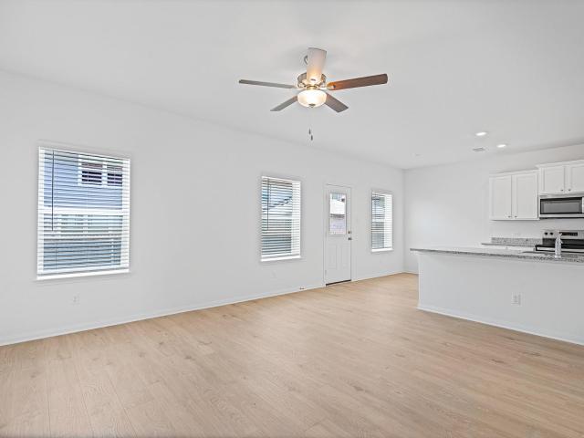 14620 Wahlbergs Way