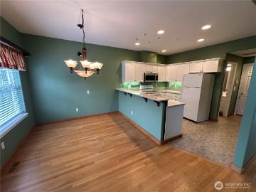 1463 Thompson Circle