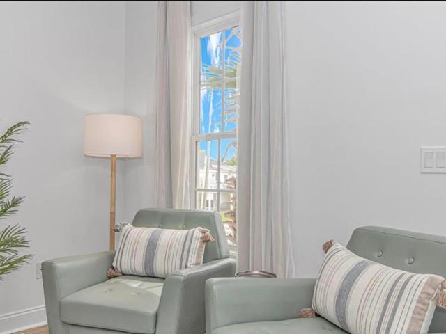 146 A Seabreeze Dr
