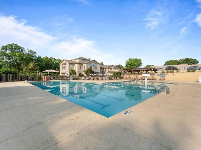 146 Bunker Ridge Drive # 10