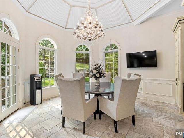 146 E Allendale Road, Saddle River, US, NJ