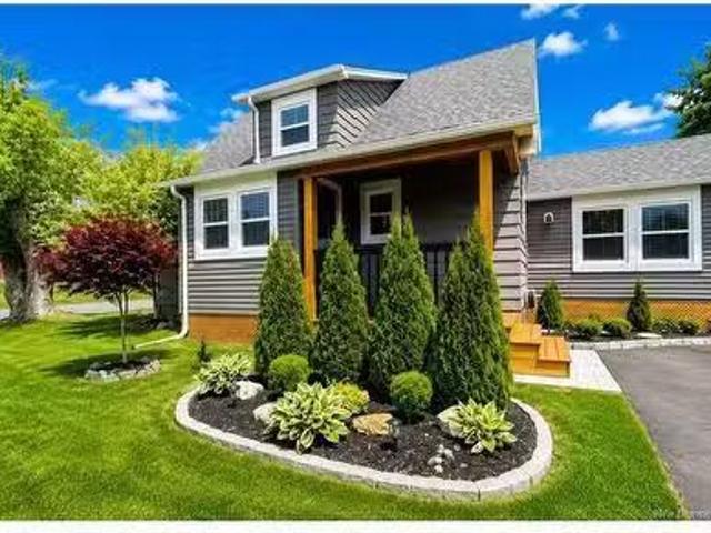 146 Orange St, Woodstock, NB, E7M 2A7 house for sale Listin.