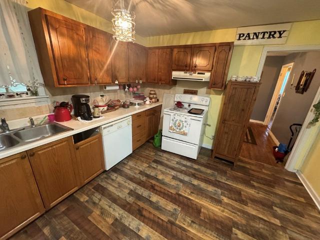 146 Mimosa St