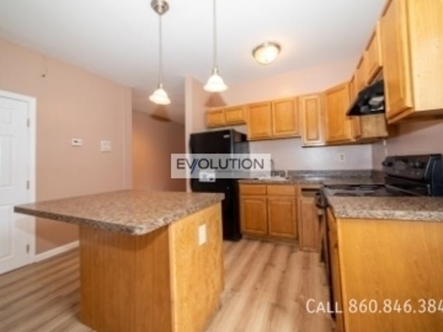 146 Park Ter, 2 beds, 1 full bath