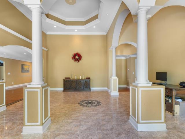 146 University Dr