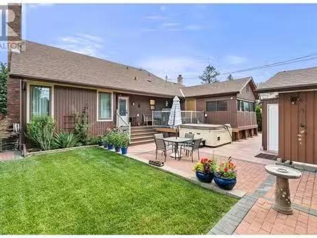 146 Yorkton Avenue, Penticton, BC, V2A 3V2 house for sale L.