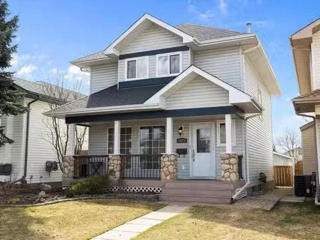 1475 Jefferys Crescent, Edmonton, AB, T6L 6T1 house for sale.