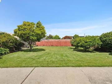 1475 th Ave