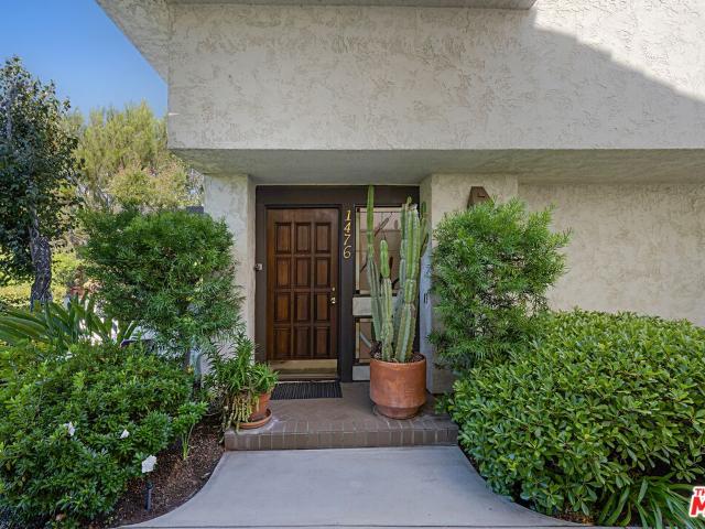1476 Palisades Dr, Pacific Palisades, CA 90272 | MLS #25581