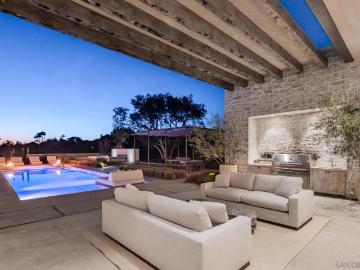 Fairbanks Ranch, San Diego County, California, USA