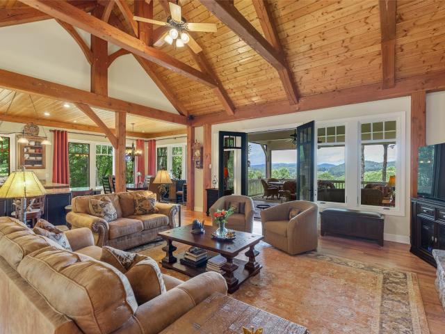 1470 Highlands Cove Drive