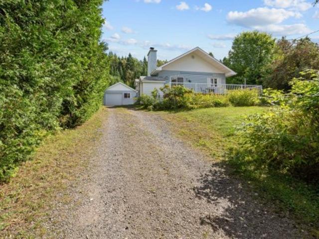 1470 7E Rang, Val David, QC, J0T 2N0 house for sale | Listing ID 13707 | Royal LePage