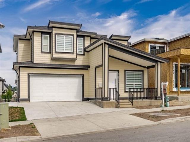 1471 A Avenue, Surrey, BC, V3S 3T1 house for sale | Listing ID R3156 | Royal LePage
