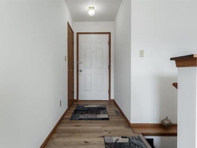 14723 Hunters Way