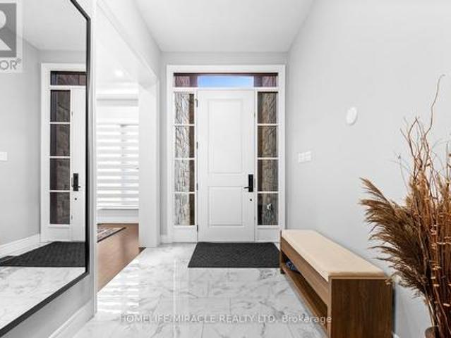 147 Ambrous Crescent W, Guelph, ON, N1G 0E4 house for sale | Listing ID X13716 | Royal LePage