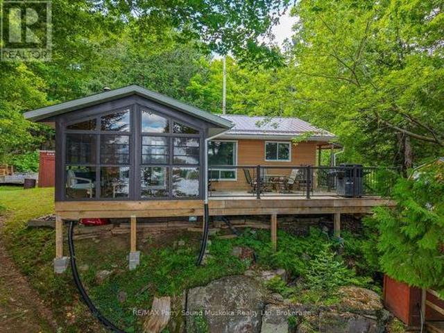 147 Black Bear Road, Magnetawan, ON, P0A 1C0 house for sale | Listing ID X13504 | Royal LePage