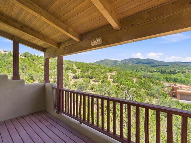 147 Gonzales Road 18