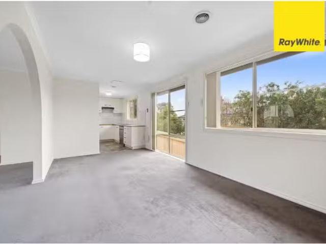 1/47 Erin Street, QUEANBEYAN Townhouse for rent Listed by All.