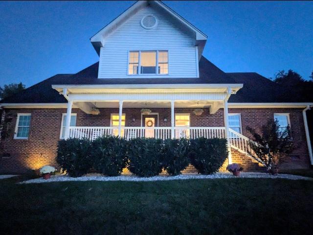 147 Hogans Creek Rd