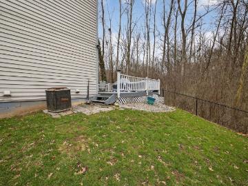 147 Iron Oak Circle