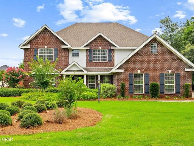 147 Lake Merial Shores Dr, Southport, FL 32409