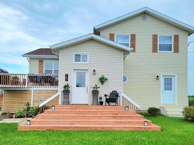 147 Lantern Hill Drive, Rustico, PE, C0A 1N0 house for sale | Listing ID 202605 | Royal LePage