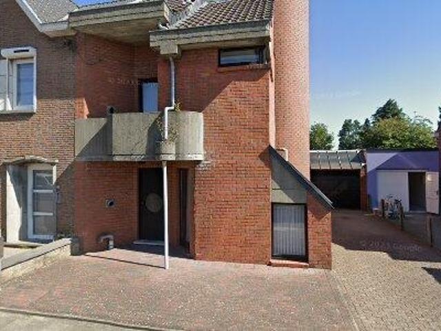 147 m2 apartment for rent in Lede