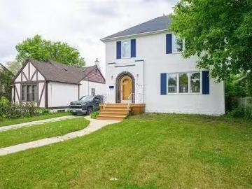 147 Matheson Avenue E, Winnipeg, MB, R2W 0C4 house for sale.