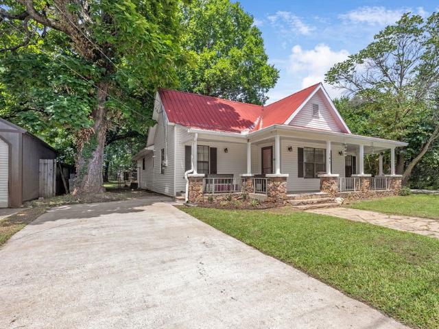 147 Maple Avenue