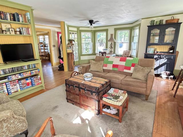 147 W Lake Road