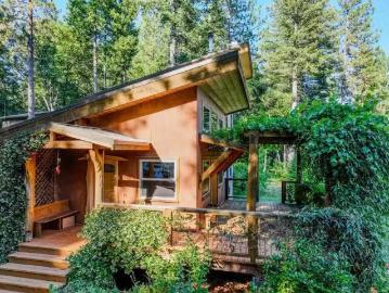 14843 YOUNGS HILL RD, CAMPTONVILLE, CA 95922