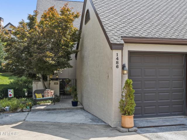 1486 Touraine Place