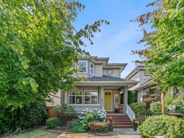 1487 A Avenue, Surrey, BC, V3S 8X1 house for sale | Listing ID R3145 | Royal LePage