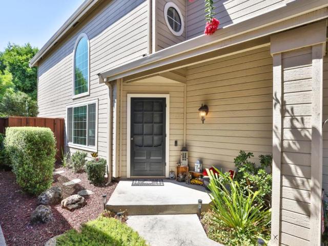 1487 Carrington Circle