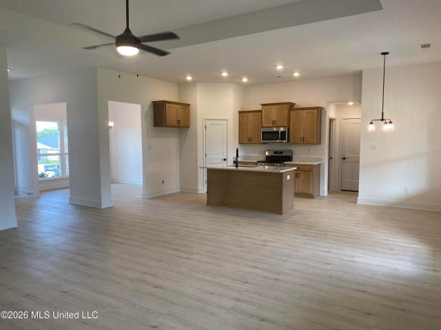 14885 Fritz Circle