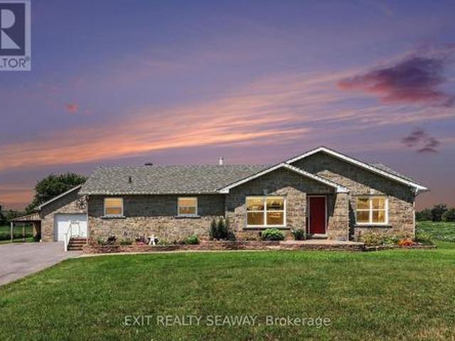 14899 Hollister Road, South Stormont, ON, K0C 1M0 house for sale | Listing ID X13643 | Royal LePage