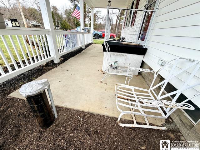 1489 Happy Hollow Road